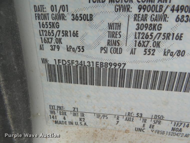 image for item DA5217 2001 Ford F350 Super Duty utility truck