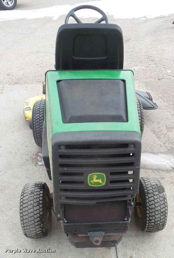 image for item DA5218 John Deere F725 lawn mower