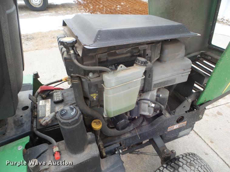 image for item DA5218 John Deere F725 lawn mower