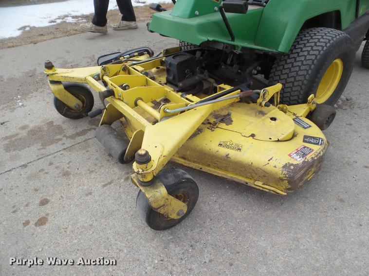 image for item DA5218 John Deere F725 lawn mower