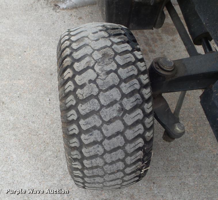 image for item DA5218 John Deere F725 lawn mower