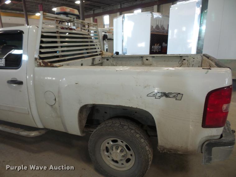 image for item DA5783 2007 Chevrolet Silverado 2500HD Crew Cab pickup truck