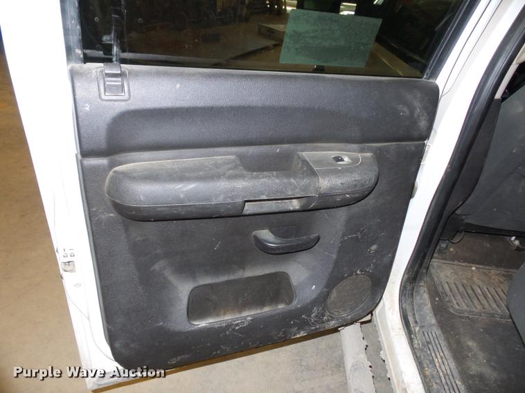 image for item DA5783 2007 Chevrolet Silverado 2500HD Crew Cab pickup truck