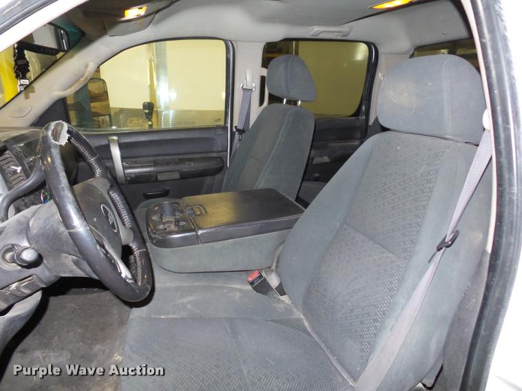 image for item DA5783 2007 Chevrolet Silverado 2500HD Crew Cab pickup truck