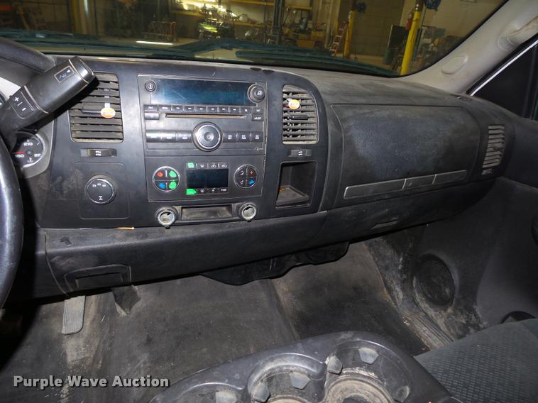 image for item DA5783 2007 Chevrolet Silverado 2500HD Crew Cab pickup truck