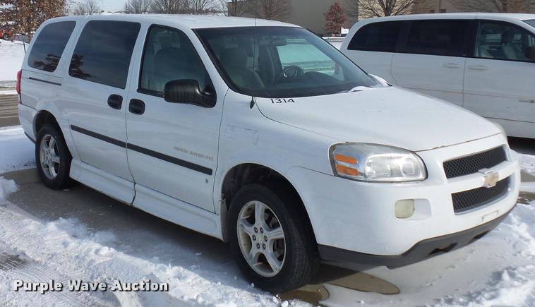 image for item DA5792 2006 Chevrolet Uplander van