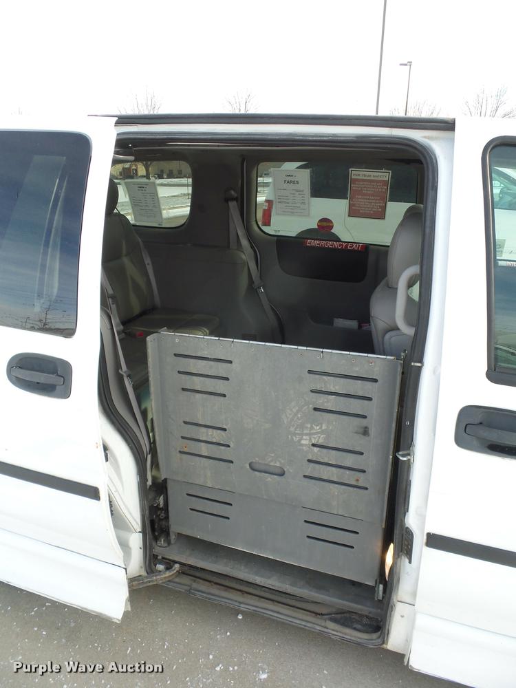 image for item DA5792 2006 Chevrolet Uplander van