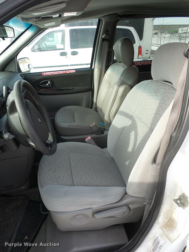 image for item DA5792 2006 Chevrolet Uplander van