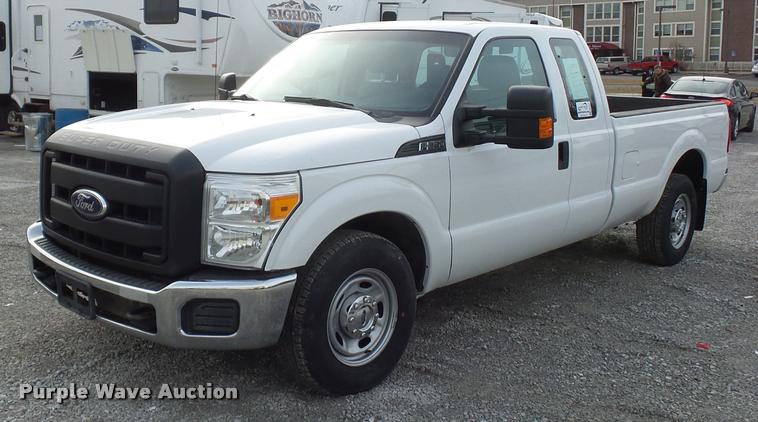 image for item DA5799 2015 Ford F250 Super Duty SuperCab pickup truck
