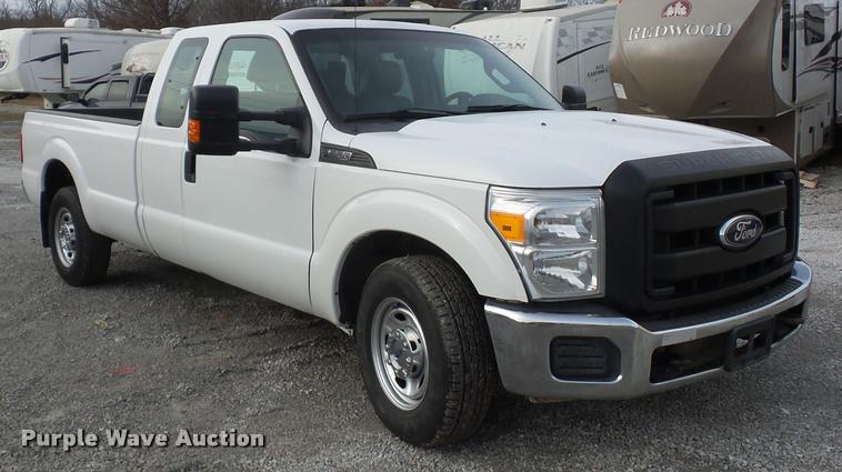 image for item DA5799 2015 Ford F250 Super Duty SuperCab pickup truck