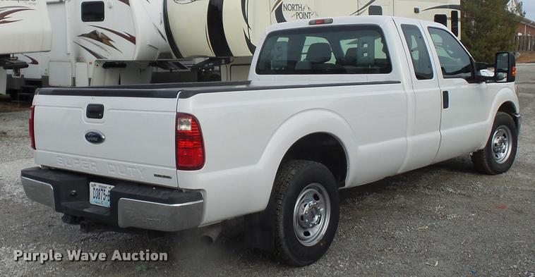 image for item DA5799 2015 Ford F250 Super Duty SuperCab pickup truck