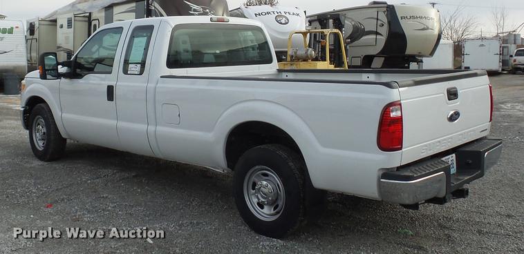 image for item DA5799 2015 Ford F250 Super Duty SuperCab pickup truck