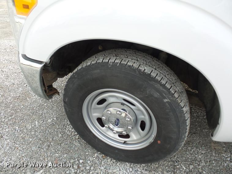 image for item DA5799 2015 Ford F250 Super Duty SuperCab pickup truck