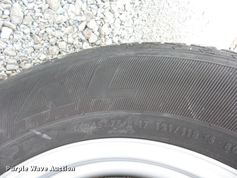 image for item DA5799 2015 Ford F250 Super Duty SuperCab pickup truck