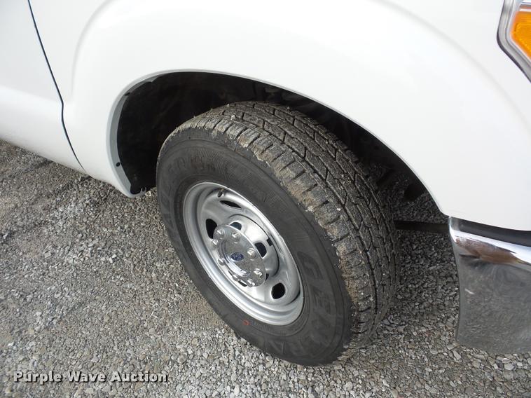 image for item DA5799 2015 Ford F250 Super Duty SuperCab pickup truck