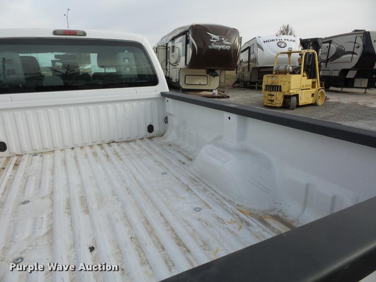 image for item DA5799 2015 Ford F250 Super Duty SuperCab pickup truck