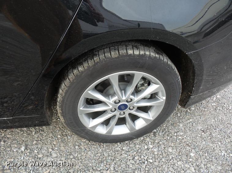 image for item DA5800 2017 Ford Fusion