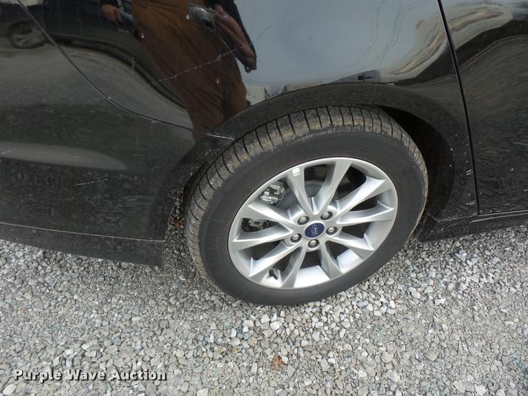 image for item DA5800 2017 Ford Fusion