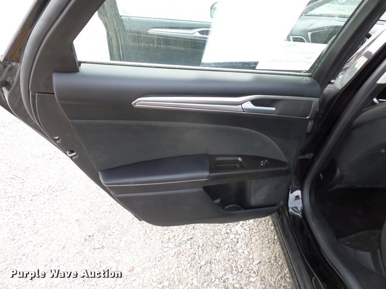 image for item DA5800 2017 Ford Fusion