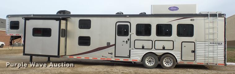 image for item DA5801 2014 Hoosier horse trailer
