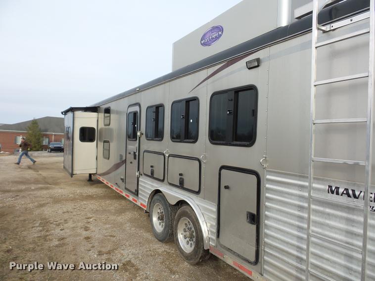 image for item DA5801 2014 Hoosier horse trailer