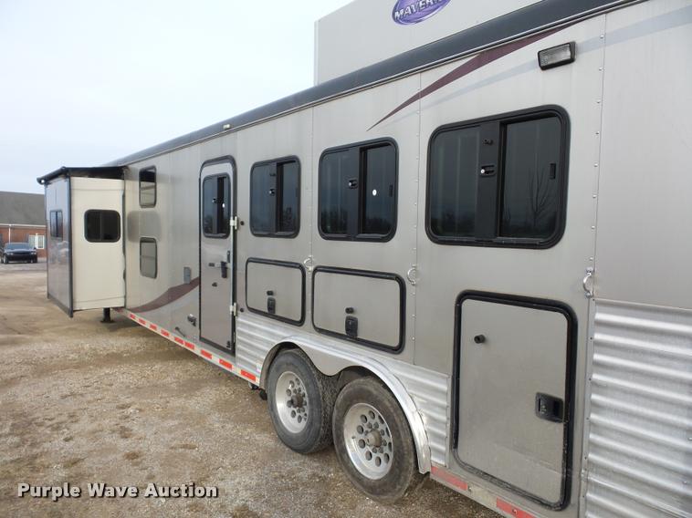 image for item DA5801 2014 Hoosier horse trailer