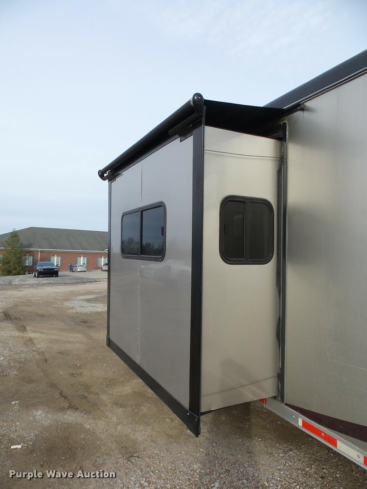 image for item DA5801 2014 Hoosier horse trailer