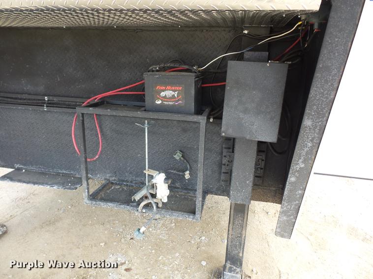 image for item DA5801 2014 Hoosier horse trailer