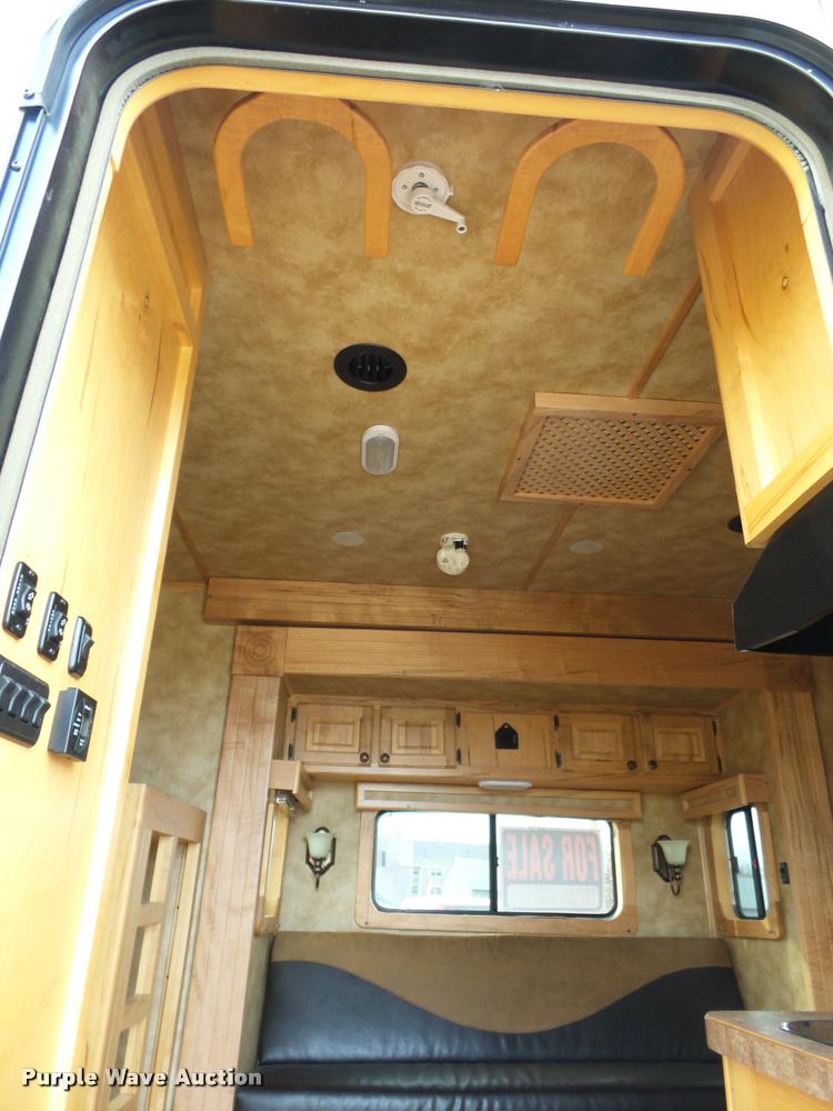 image for item DA5801 2014 Hoosier horse trailer