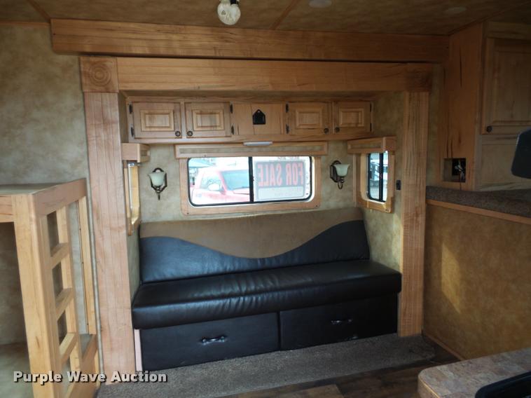 image for item DA5801 2014 Hoosier horse trailer