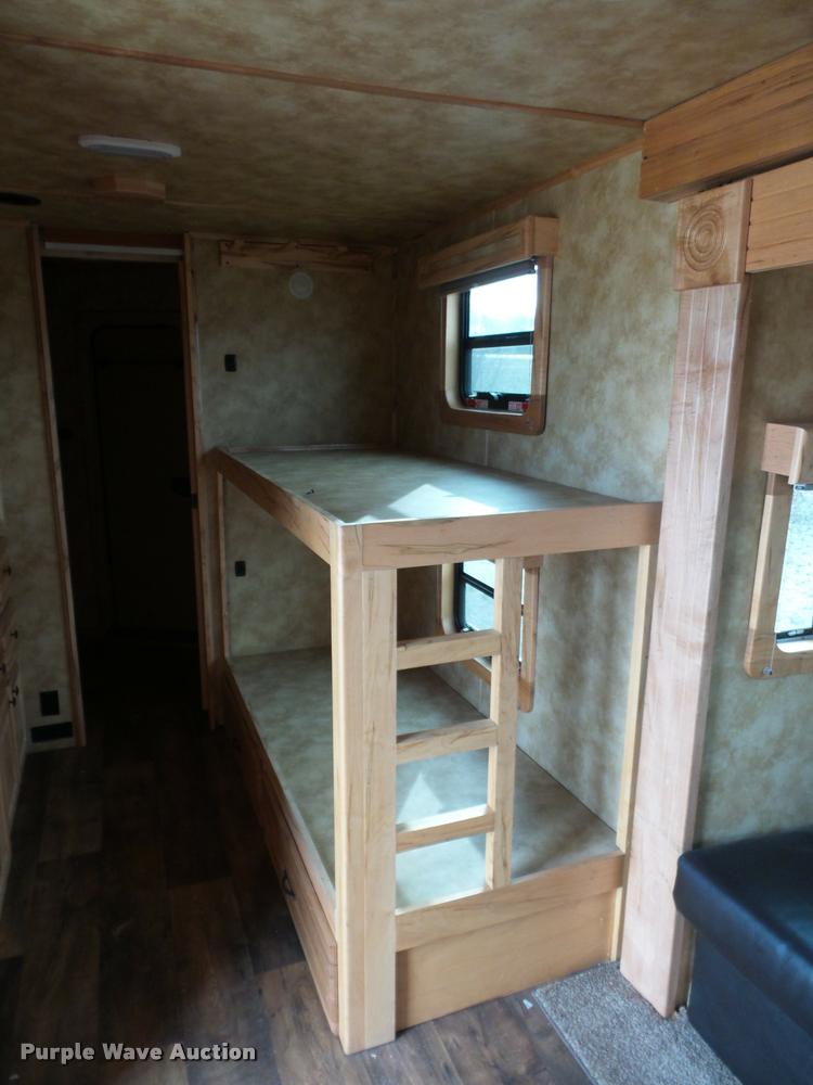 image for item DA5801 2014 Hoosier horse trailer