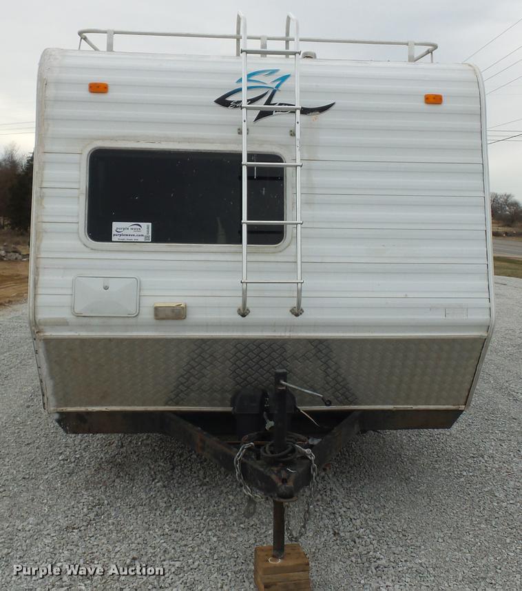 image for item DA5803 2005 Weekend Warrior Superlite camper