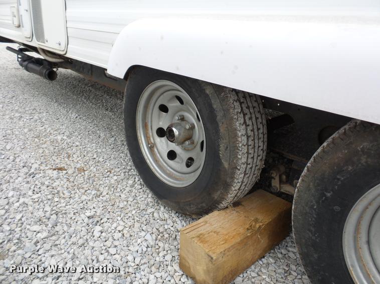 image for item DA5803 2005 Weekend Warrior Superlite camper