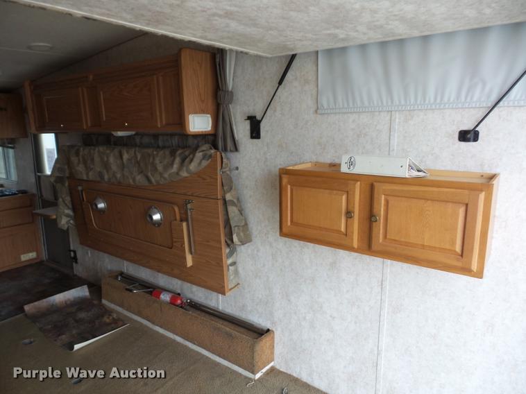 image for item DA5803 2005 Weekend Warrior Superlite camper