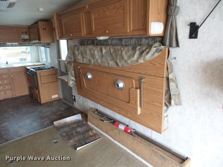 image for item DA5803 2005 Weekend Warrior Superlite camper