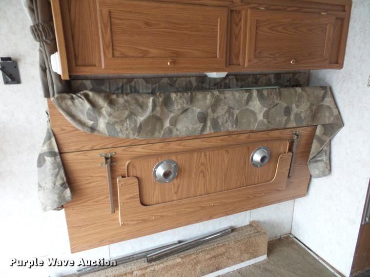 image for item DA5803 2005 Weekend Warrior Superlite camper