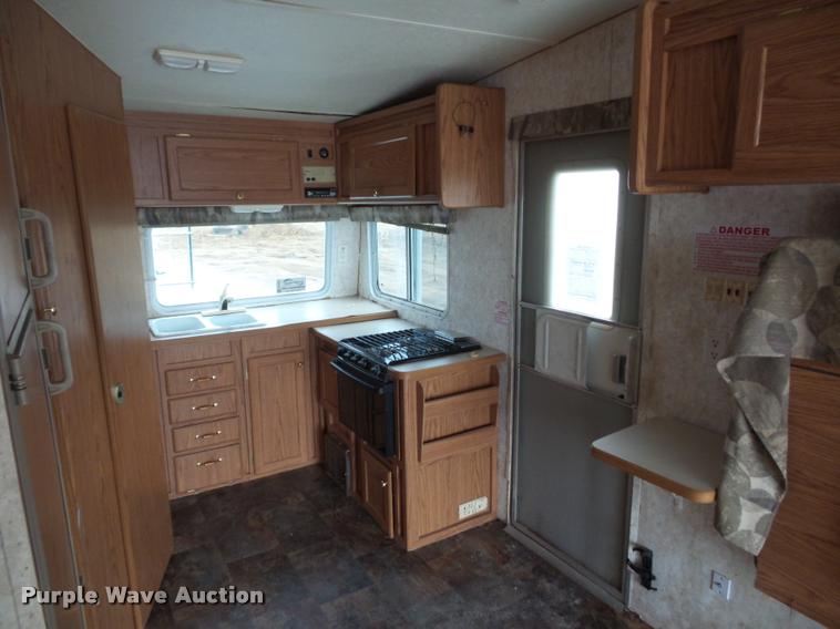 image for item DA5803 2005 Weekend Warrior Superlite camper