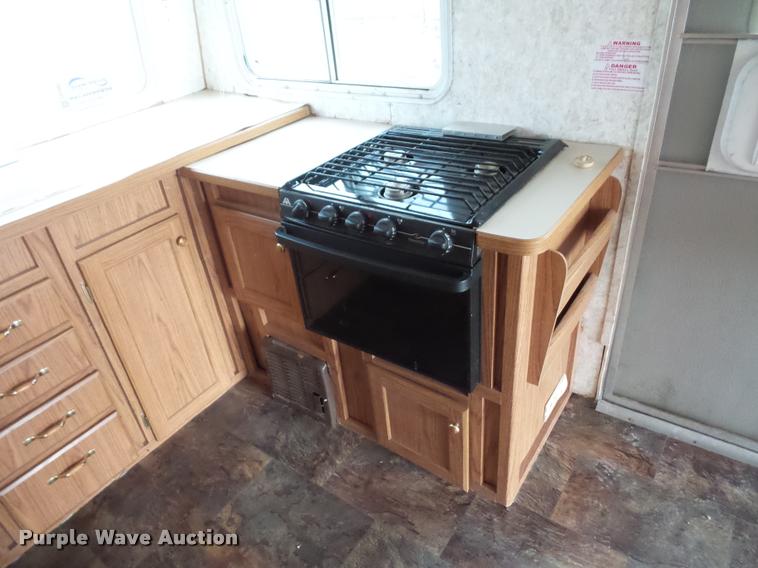 image for item DA5803 2005 Weekend Warrior Superlite camper