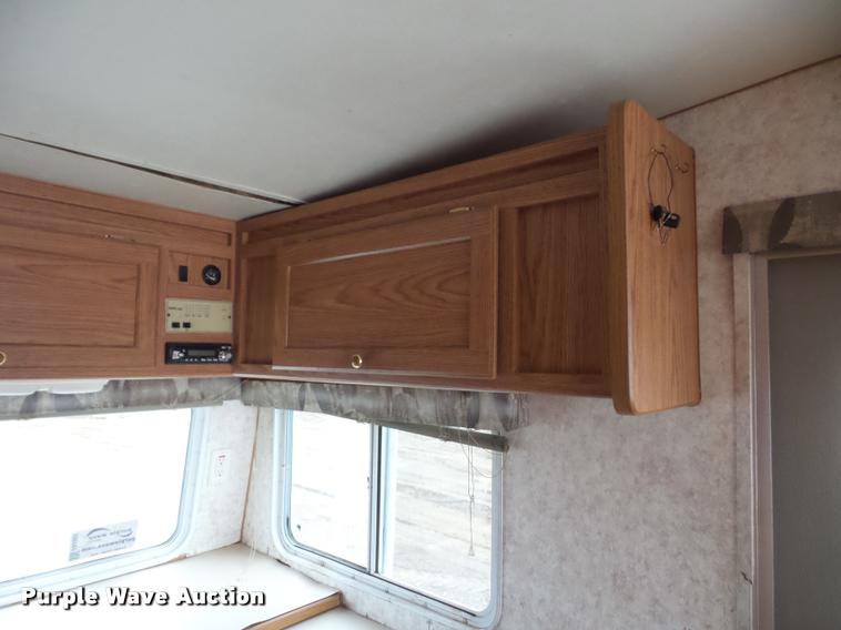 image for item DA5803 2005 Weekend Warrior Superlite camper