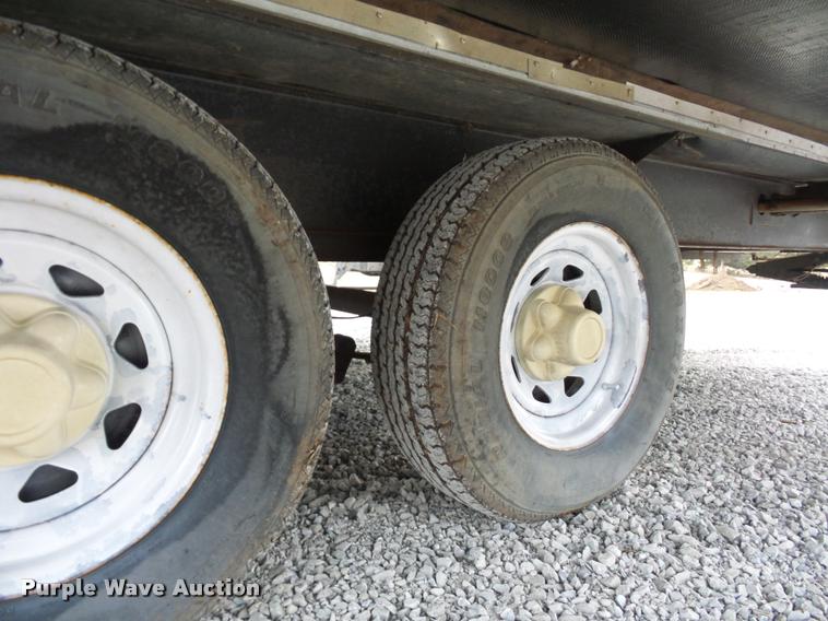 image for item DA5804 2004 Jayco Jayflight camper