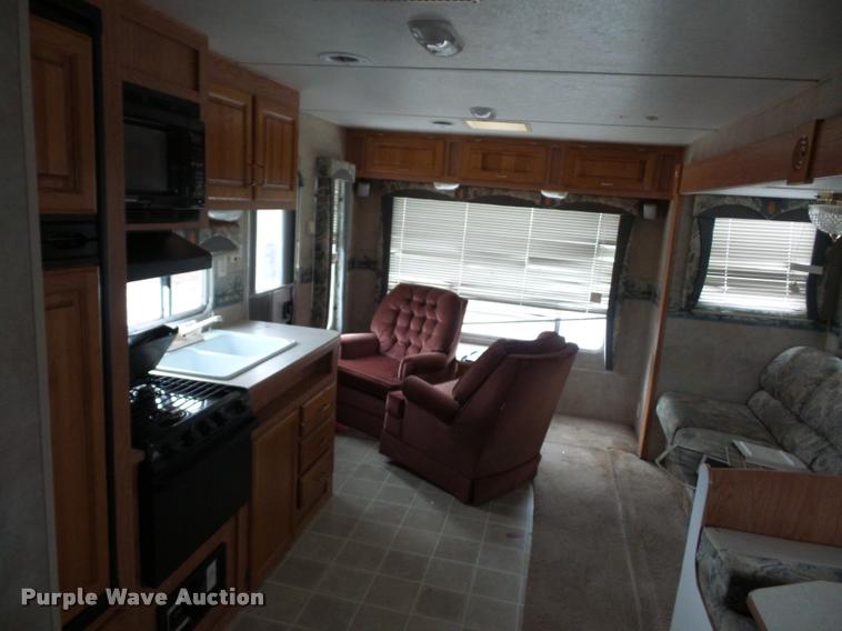 image for item DA5804 2004 Jayco Jayflight camper