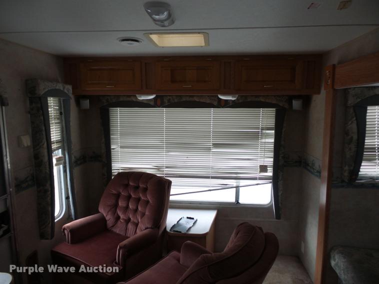 image for item DA5804 2004 Jayco Jayflight camper