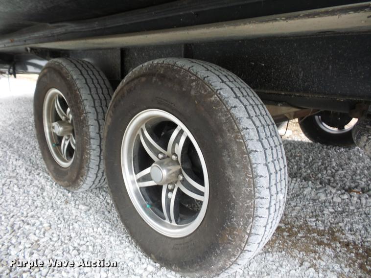 image for item DA5805 2013 Solaire Ultra-Lite camper