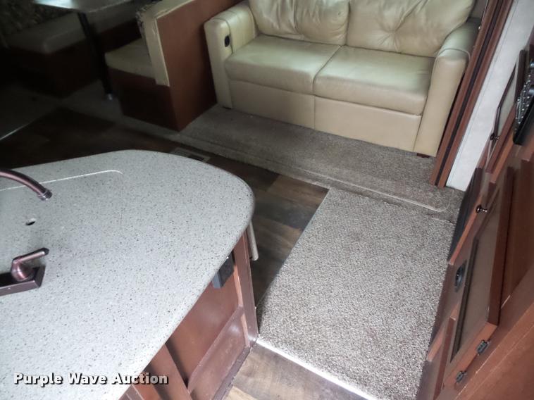 image for item DA5805 2013 Solaire Ultra-Lite camper