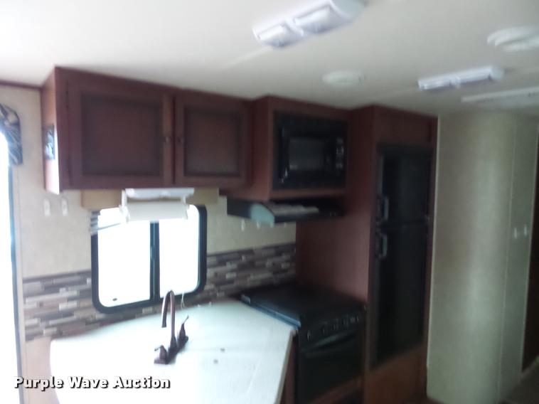 image for item DA5805 2013 Solaire Ultra-Lite camper