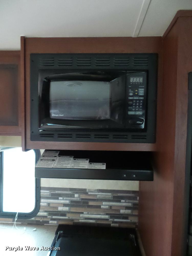 image for item DA5805 2013 Solaire Ultra-Lite camper