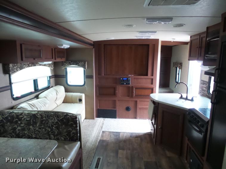 image for item DA5805 2013 Solaire Ultra-Lite camper