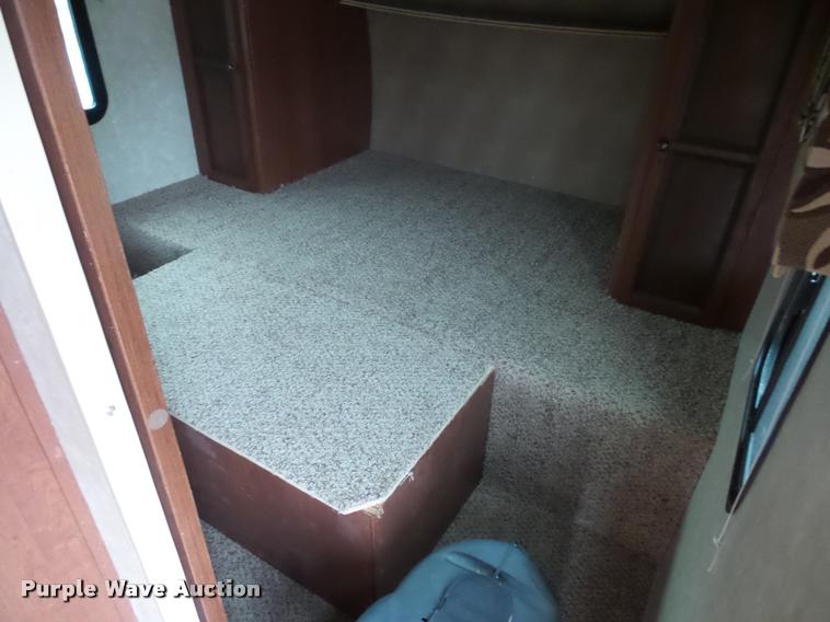 image for item DA5805 2013 Solaire Ultra-Lite camper