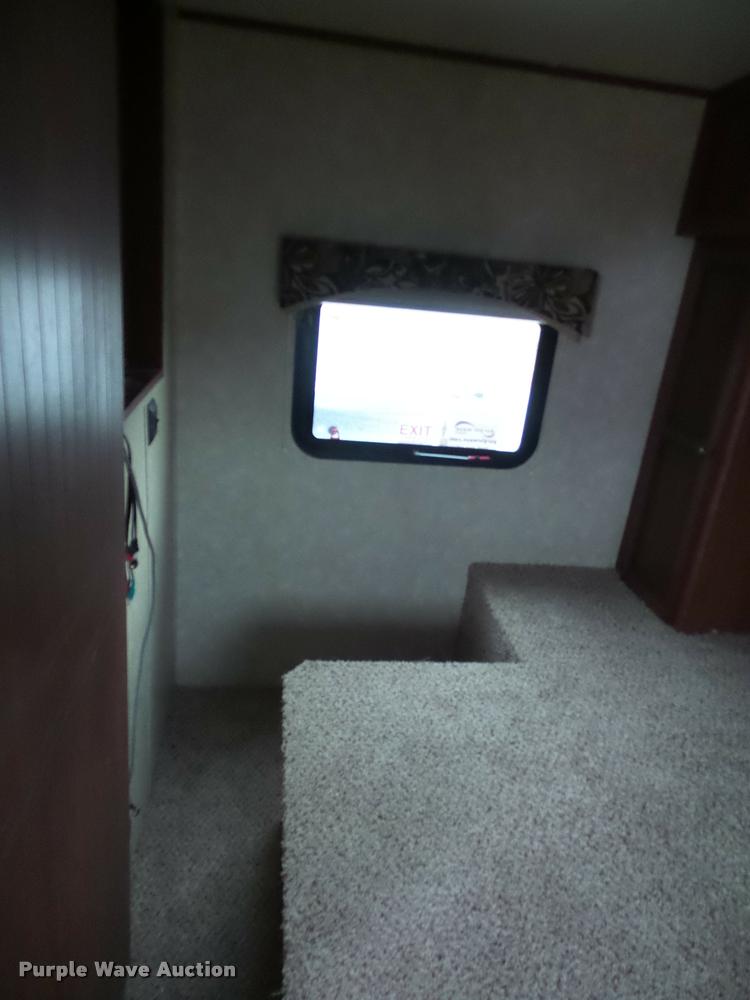 image for item DA5805 2013 Solaire Ultra-Lite camper