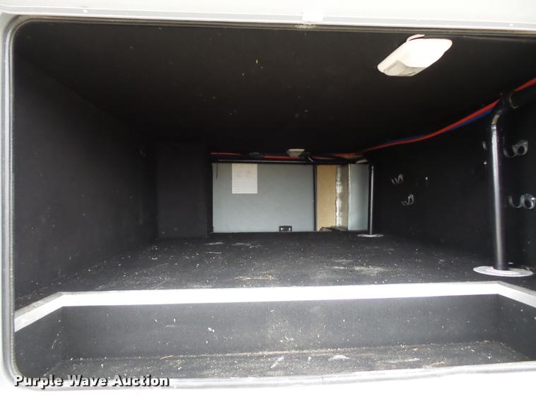 image for item DA5806 2012 Greystone 33QX camper